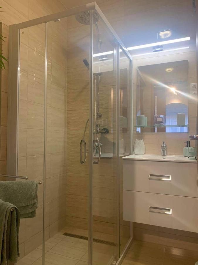 Heviz Lake Apartman Bagian luar foto